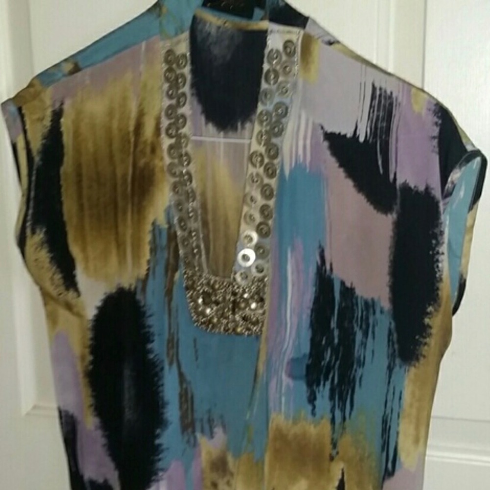 Rare Akiko beautiful 100% silk top w/beads medium